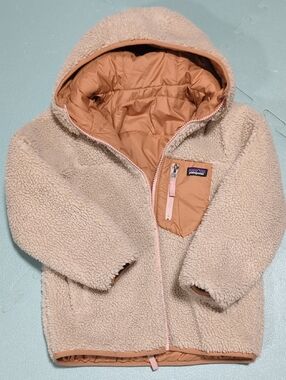 Patagonia Reversible Tan Sherpa Jacket, Size Kids 7-8